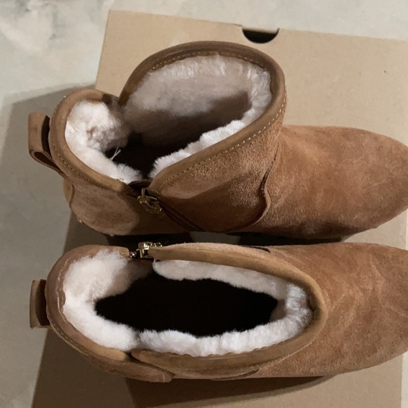 Ugg Clog Boots with Fur, Size 7 - Picture 8 of 8
